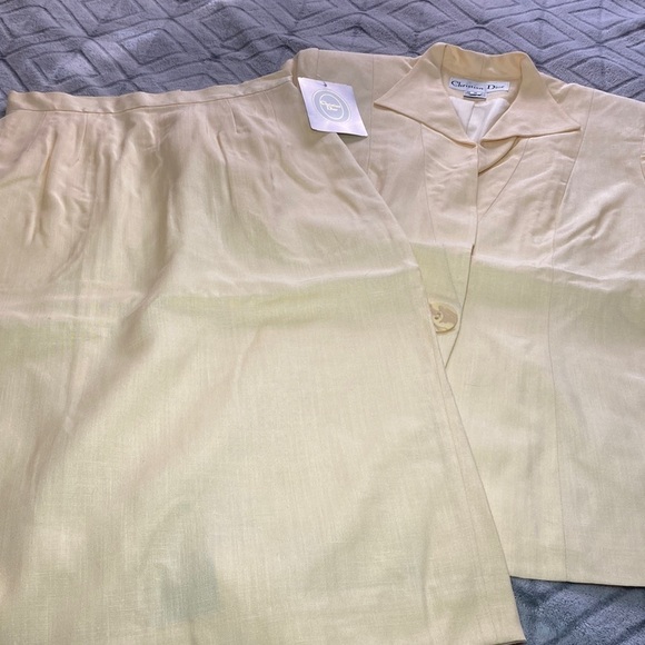 Christian Dior yellow skirt and jacket size 2 - Picture 1 of 14